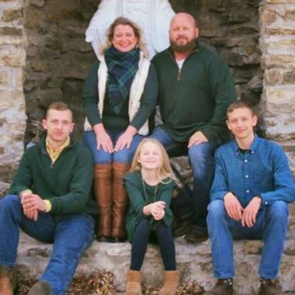 Meet your Posher, Shawna - Picture 1 of 1